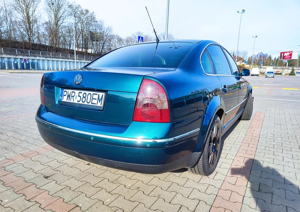 Volkswagen Passat cena 6900 przebieg: 325000, rok produkcji 2003 z Szczecin małe 37